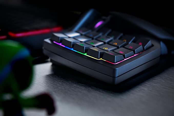 Razer Tartarus v2 Gaming Keypad